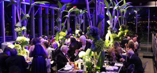 Sp�cialistes du mariage et Mitzvah au Montr�al | Producteurs de mariages et d'�v�nements � Montr�al - artistes en direct, DJ's pour mariages, c�r�monies de mariage, danseurs, mariages et �v�nements, �clairage pour votre mariage et moments sp�ciaux.