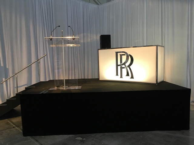 Sp�cialistes du mariage et Mitzvah au Montr�al | Producteurs de mariages et d'�v�nements � Montr�al - artistes en direct, DJ's pour mariages, c�r�monies de mariage, danseurs, mariages et �v�nements, �clairage pour votre mariage et moments sp�ciaux.