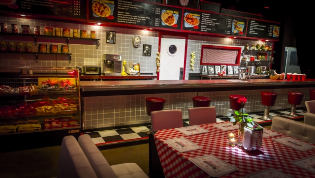 Spcialistes du mariage et Mitzvah au Montral | Producteurs de mariages et d'vnements  Montral - artistes en direct, DJ's pour mariages, crmonies de mariage, danseurs, mariages et vnements, clairage pour votre mariage et moments spciaux.