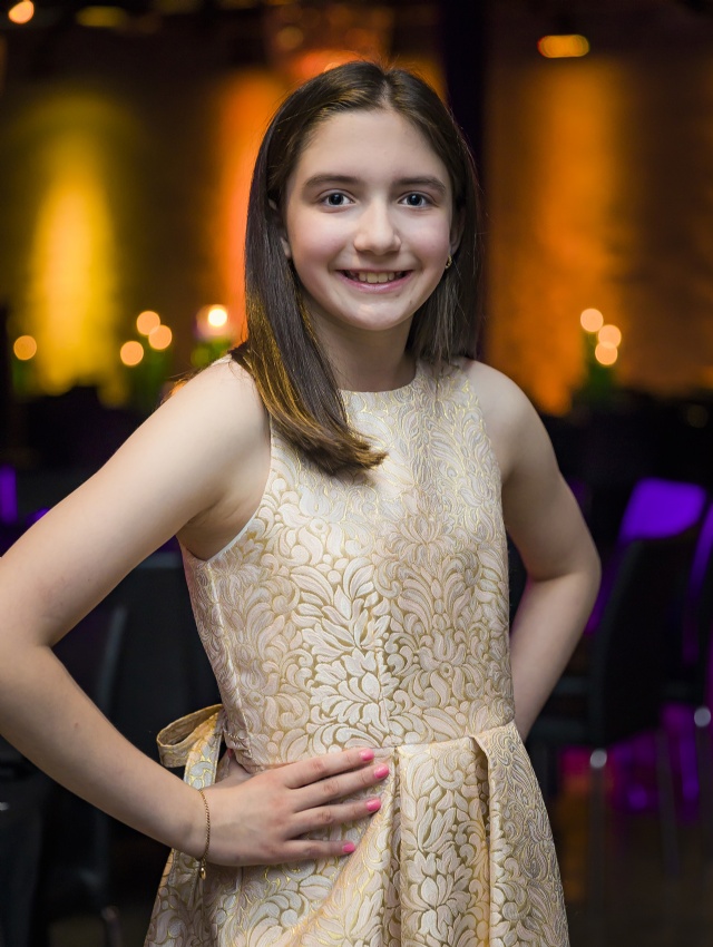 Sp�cialistes du mariage et Mitzvah au Montr�al | Producteurs de mariages et d'�v�nements � Montr�al - artistes en direct, DJ's pour mariages, c�r�monies de mariage, danseurs, mariages et �v�nements, �clairage pour votre mariage et moments sp�ciaux.