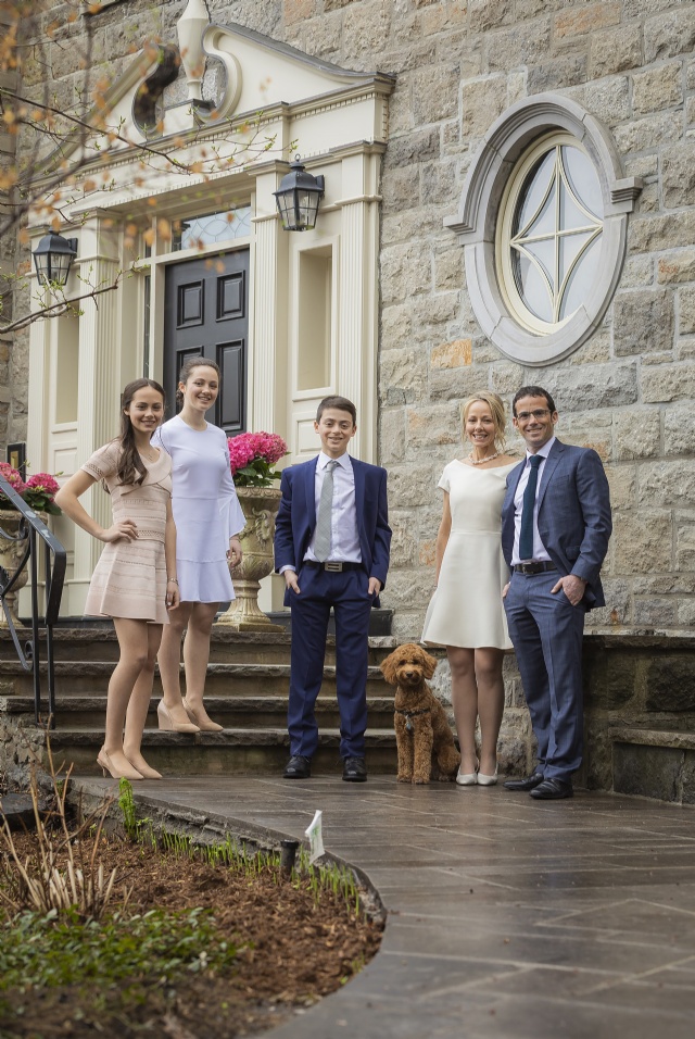 Sp�cialistes du mariage et Mitzvah au Montr�al | Producteurs de mariages et d'�v�nements � Montr�al - artistes en direct, DJ's pour mariages, c�r�monies de mariage, danseurs, mariages et �v�nements, �clairage pour votre mariage et moments sp�ciaux.