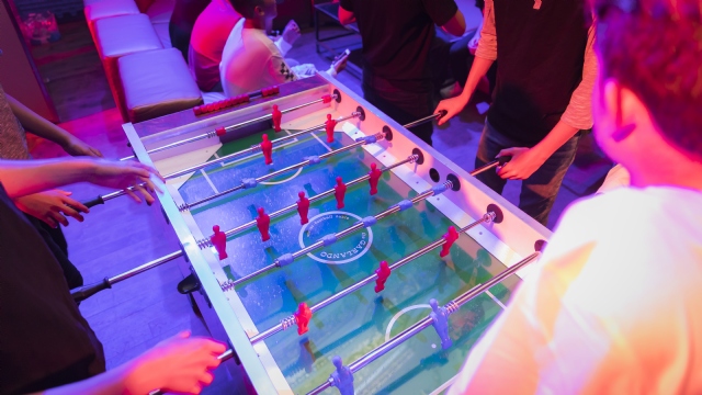 Sp�cialistes du mariage et Mitzvah au Montr�al | Producteurs de mariages et d'�v�nements � Montr�al - artistes en direct, DJ's pour mariages, c�r�monies de mariage, danseurs, mariages et �v�nements, �clairage pour votre mariage et moments sp�ciaux.