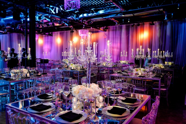 Sp�cialistes du mariage et Mitzvah au Montr�al | Producteurs de mariages et d'�v�nements � Montr�al - artistes en direct, DJ's pour mariages, c�r�monies de mariage, danseurs, mariages et �v�nements, �clairage pour votre mariage et moments sp�ciaux.