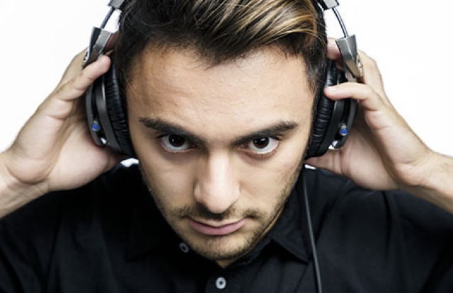 Sp�cialistes du mariage et Mitzvah au Montr�al | Producteurs de mariages et d'�v�nements � Montr�al - artistes en direct, DJ's pour mariages, c�r�monies de mariage, danseurs, mariages et �v�nements, �clairage pour votre mariage et moments sp�ciaux.