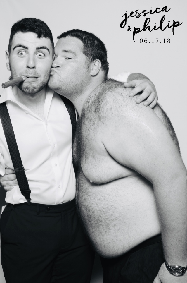 Sp�cialistes du mariage et Mitzvah au Montr�al | Producteurs de mariages et d'�v�nements � Montr�al - artistes en direct, DJ's pour mariages, c�r�monies de mariage, danseurs, mariages et �v�nements, �clairage pour votre mariage et moments sp�ciaux.