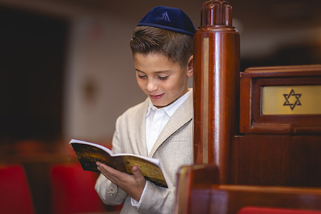 Mitzvah photographer in Montreal, Quebec