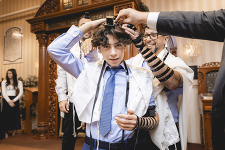 Mitzvah photographer in Montreal, Quebec