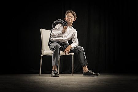Studio photographer in Montreal, Quebec