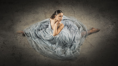 Studio photographer in Montreal, Quebec