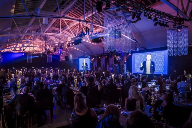 Montreal Wedding, Mitzvah Specialists | Montreal's Wedding & event producers - live performers, DJ's for weddings, MC's, dancers, wedding / event rentals, lighting for your Wedding & special moments.