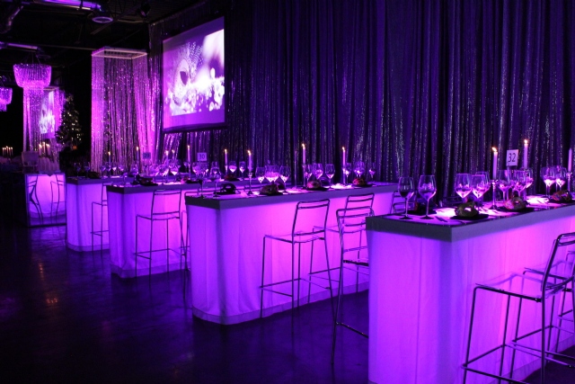 Montreal Wedding, Mitzvah Specialists | Montreal's Wedding & event producers - live performers, DJ's for weddings, MC's, dancers, wedding / event rentals, lighting for your Wedding & special moments.