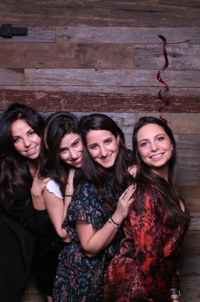 Montreal Wedding, Mitzvah Specialists | Montreal's Wedding & event producers - live performers, DJ's for weddings, MC's, dancers, wedding / event rentals, lighting for your Wedding & special moments.